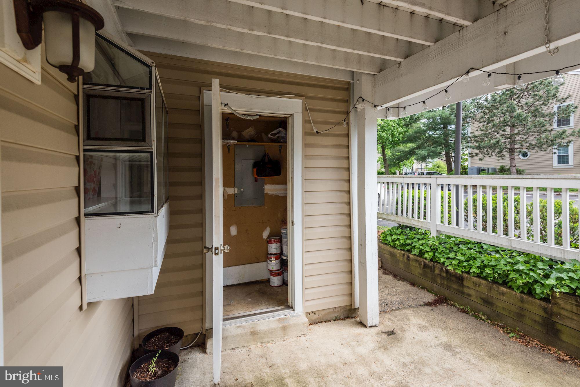 4525 28th Road South, Unit 35 Arlington, VA 22206 - Photo 26 of 27 Gallery Image 26
