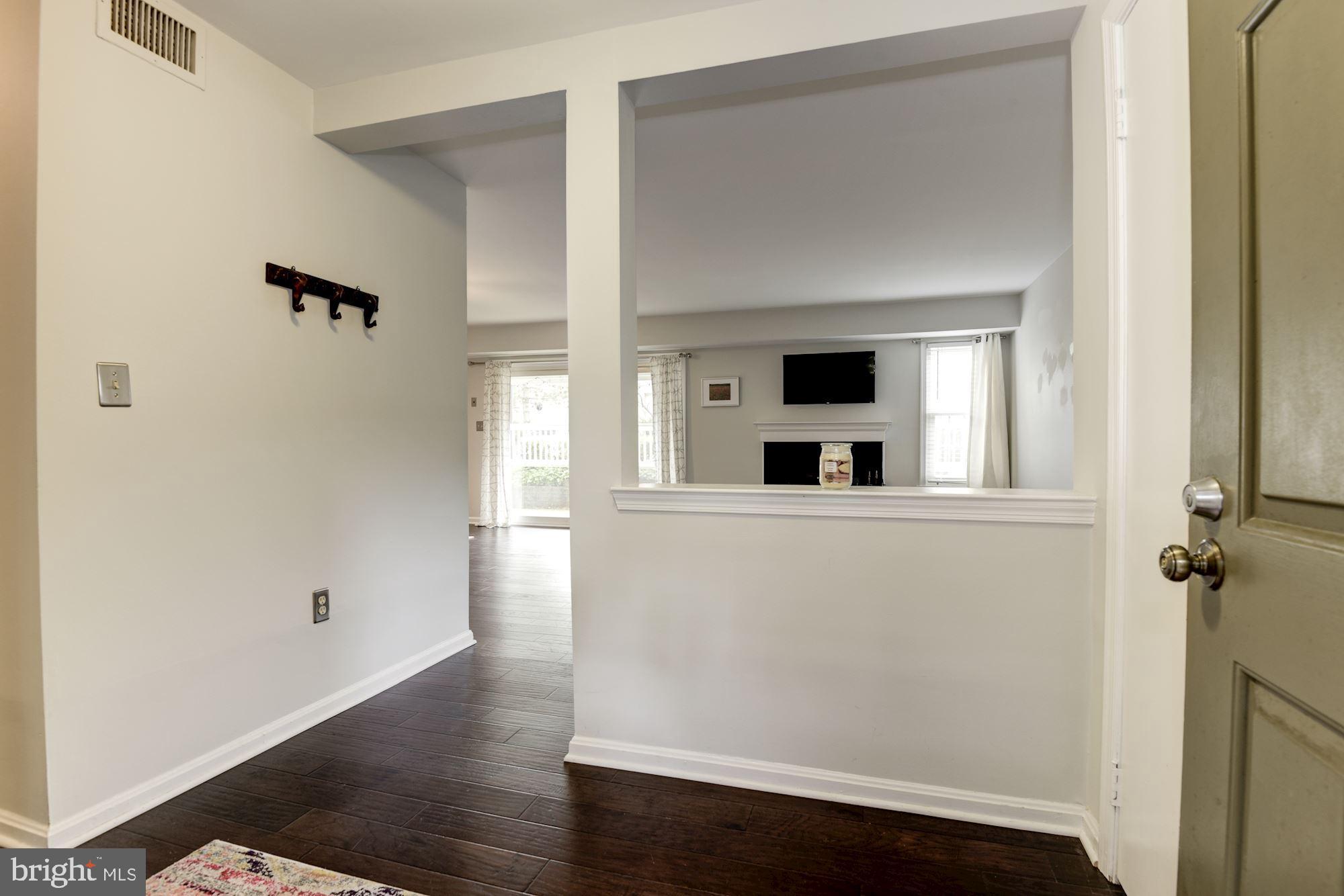 4525 28th Road South, Unit 35 Arlington, VA 22206 - Photo 4 of 27 Gallery Image 4