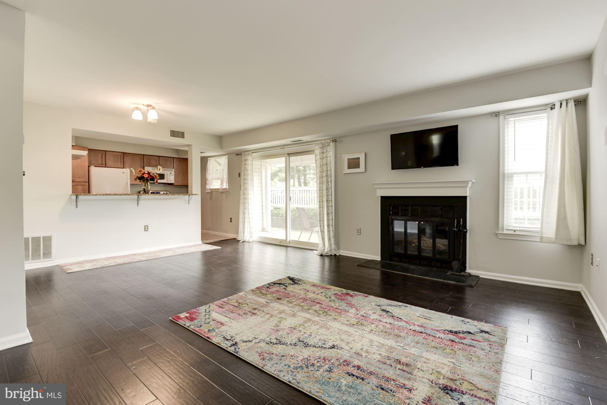 4525 28th Road South, Unit 35 Arlington, VA 22206 - Photo 7 of 27 Gallery Image 7