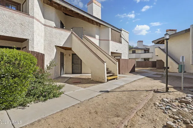 $210,000 | 16402 North 31st Street, Unit 218, Phoenix, AZ 85032