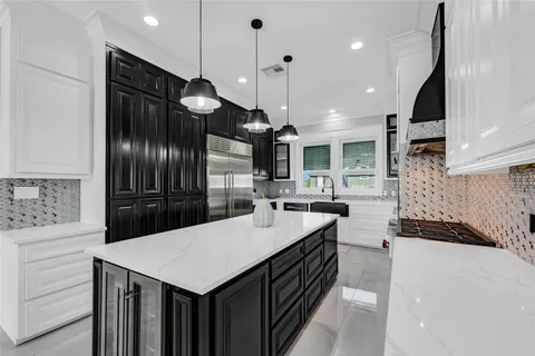 $1,729,999 | 16529 Tampico Way, Jamaica Beach, TX 77554