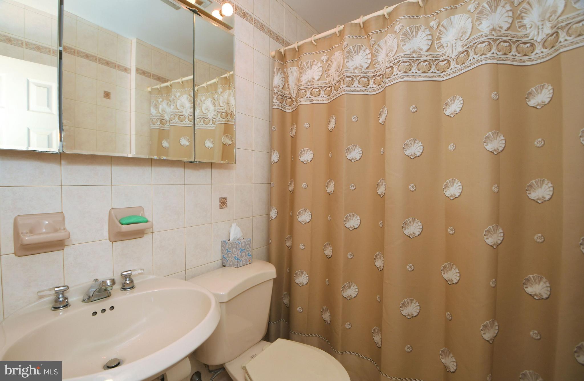 641 Pickering Road Southampton, PA 18966 - Photo 12 of 42 Gallery Image 12
