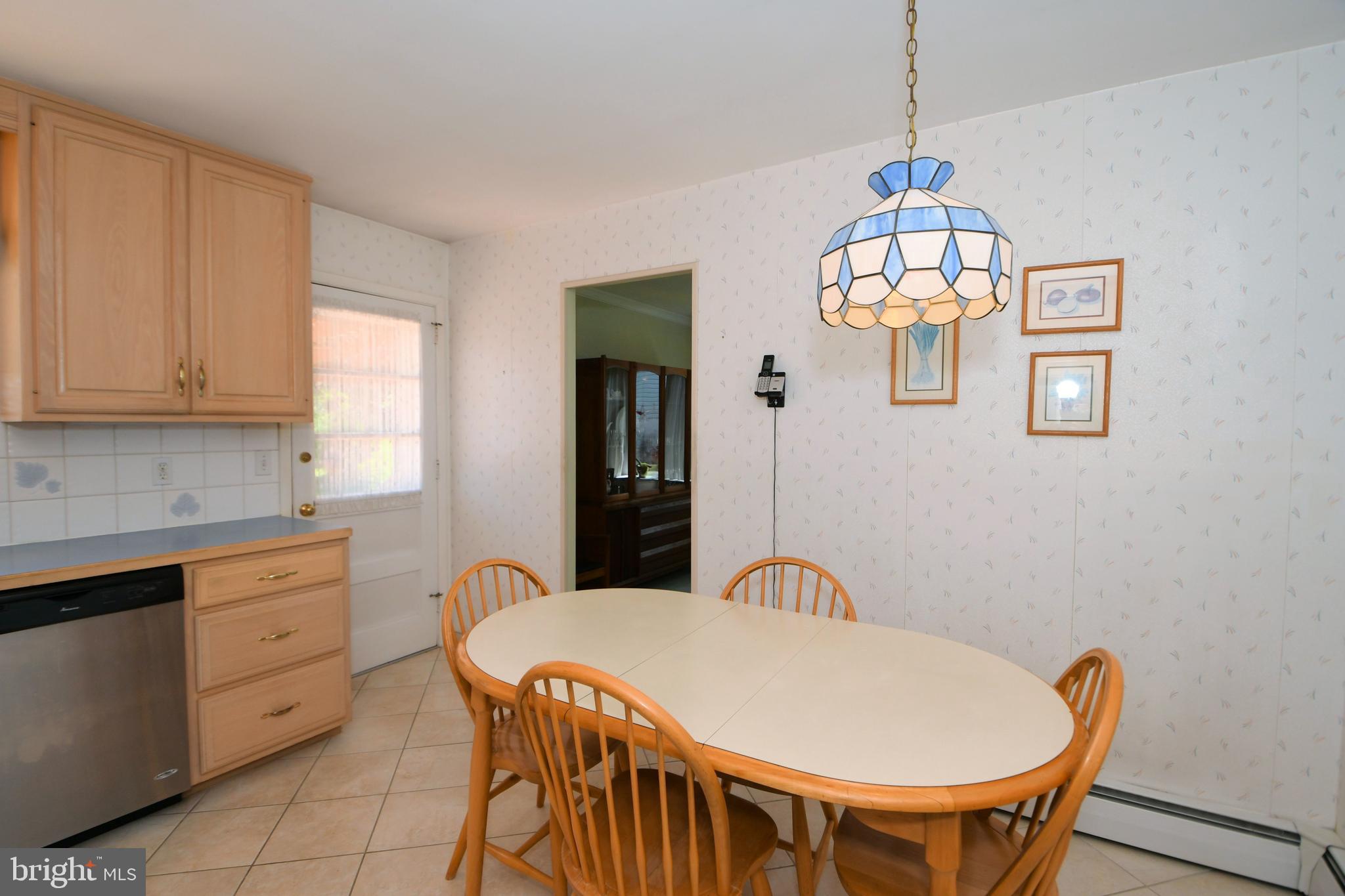641 Pickering Road Southampton, PA 18966 - Photo 8 of 42 Gallery Image 8
