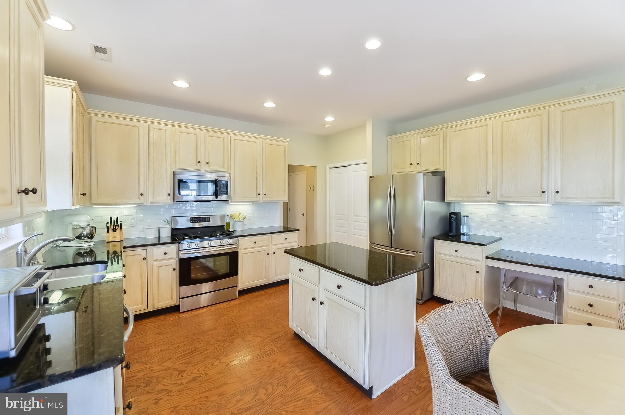 43 Albany Road Marlton, NJ 08053 - Photo 9 of 47 Gallery Image 9