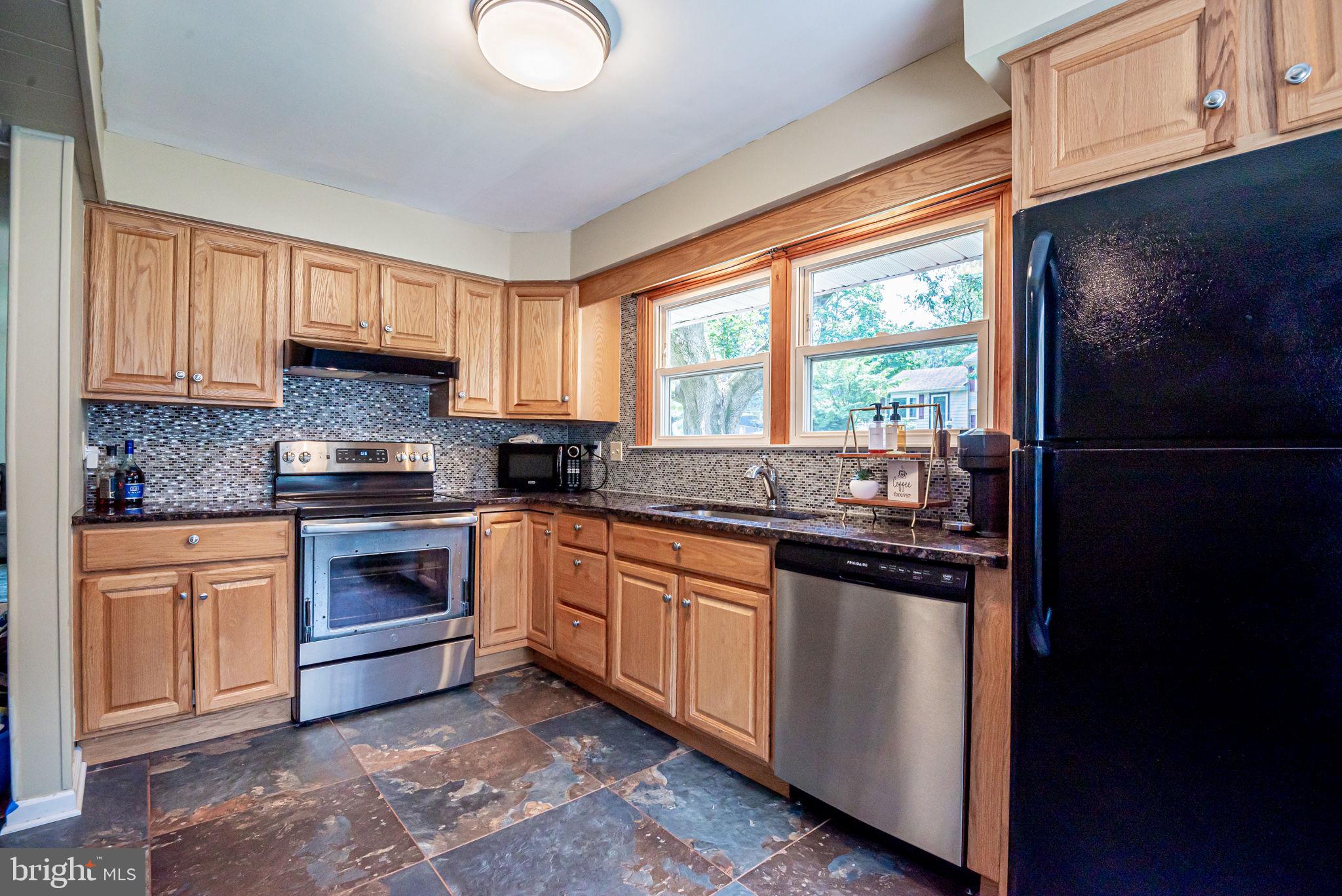 54 Osage Road Claymont, DE 19703 - Photo 2 of 43 Gallery Image 2