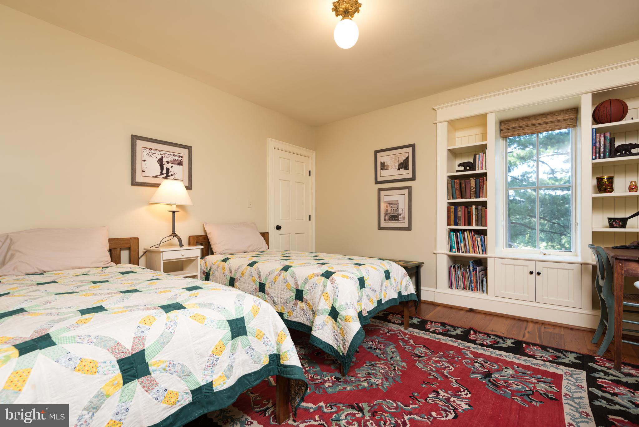 13252 Harpers Ferry Road Purcellville, VA 20132 - Photo 18 of 53