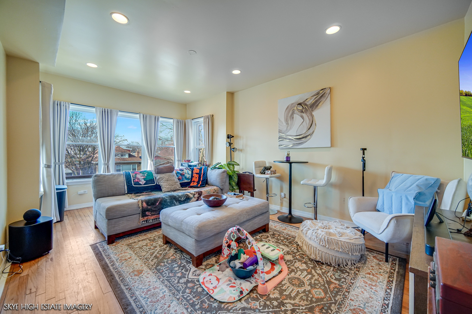 9323 South Rhodes Avenue Chicago, IL 60619 - Photo 15 of 27