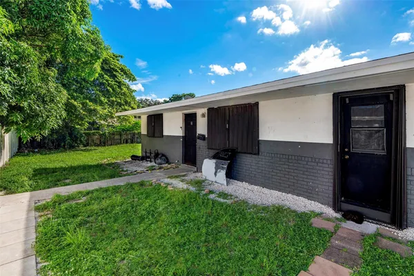 $690,000 | 404 Northeast 4th Street, Pompano Beach, FL 33060