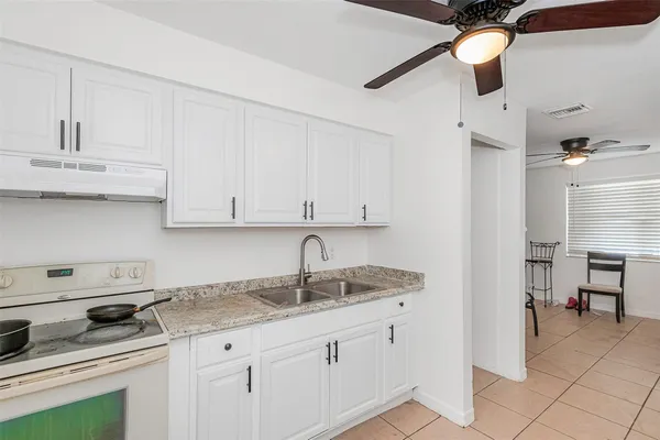 $690,000 | 404 Northeast 4th Street, Pompano Beach, FL 33060