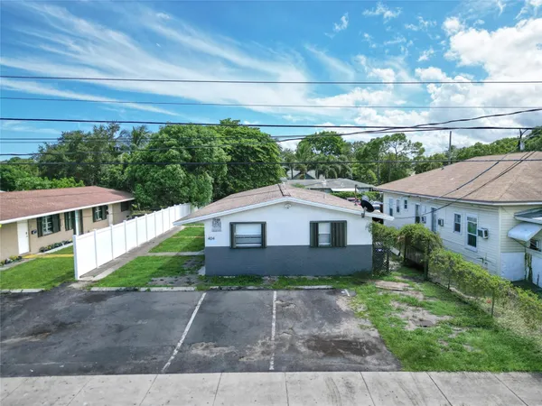 $690,000 | 404 Northeast 4th Street, Pompano Beach, FL 33060