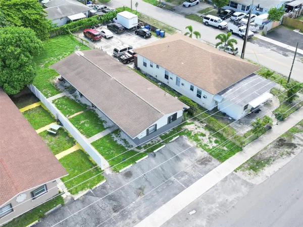 $690,000 | 404 Northeast 4th Street, Pompano Beach, FL 33060