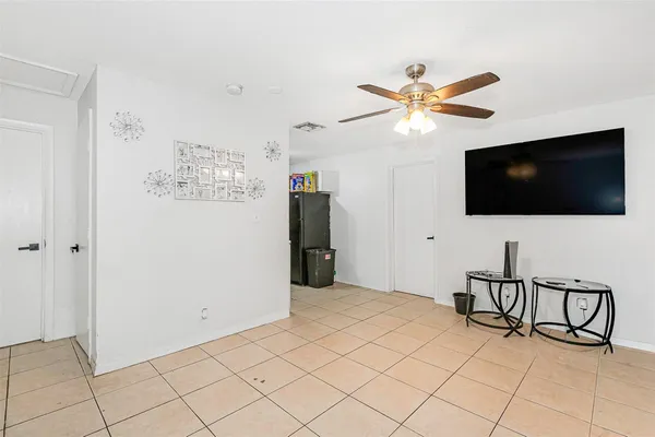 $690,000 | 404 Northeast 4th Street, Pompano Beach, FL 33060
