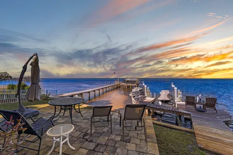 $1,990,000 | 38 Garden Bay Court, Miramar Beach, FL 32550