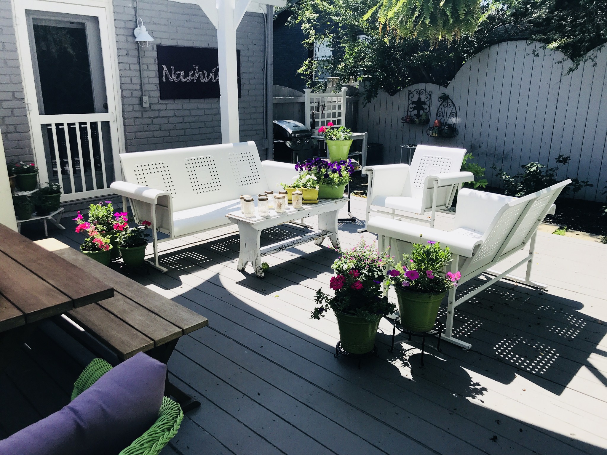 918 Mitchell Road Nashville, TN 37206 - Photo 33 of 34 a view of a deck with furniture