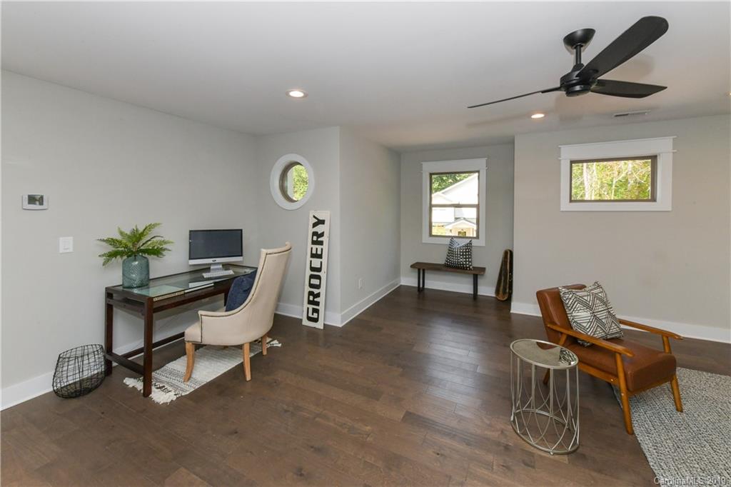 4349 Spring Street, Unit 7 Charlotte, NC 28270 - Photo 24 of 32 Gallery Image 24