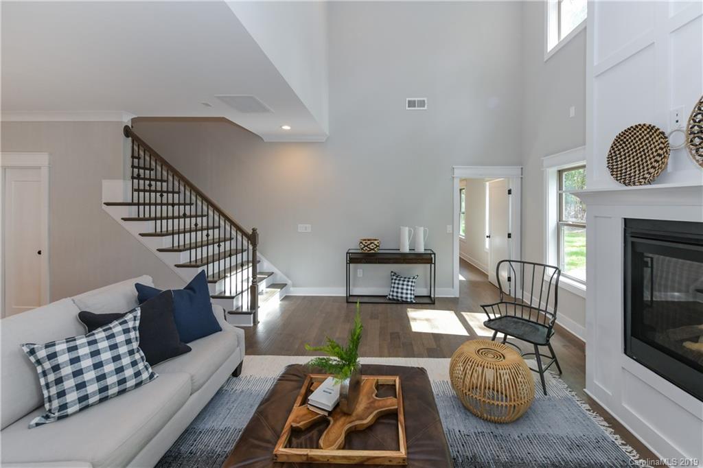 4349 Spring Street, Unit 7 Charlotte, NC 28270 - Photo 7 of 32 Gallery Image 7