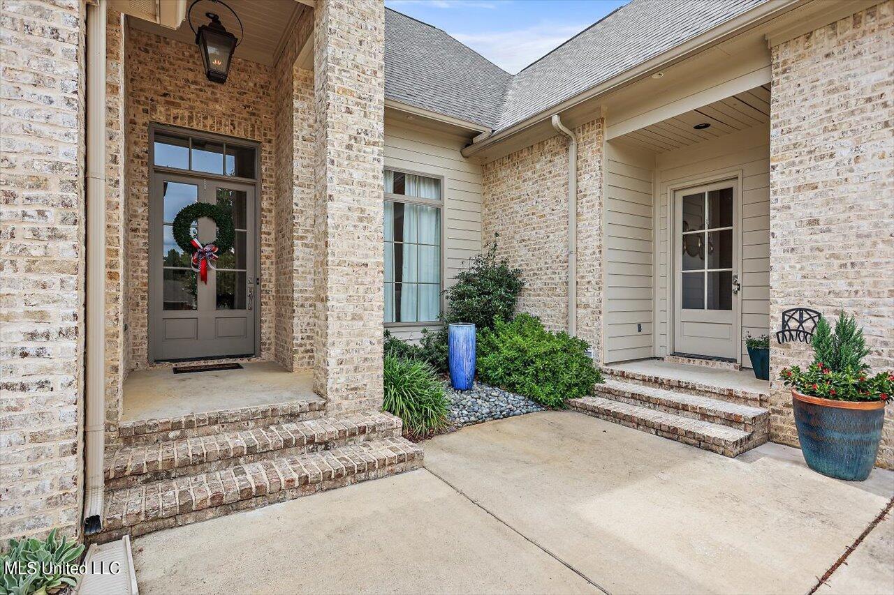 117 Eagle Cove Madison, MS 39110 - Photo 4 of 57 Entrance