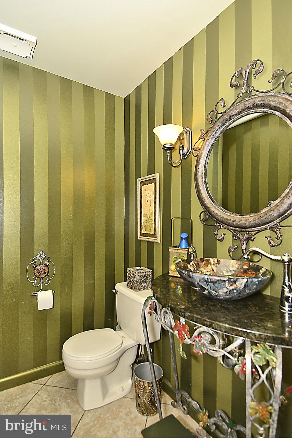 1131 Kersey Road Silver Spring, MD 20902 - Photo 16 of 30 Powder Room