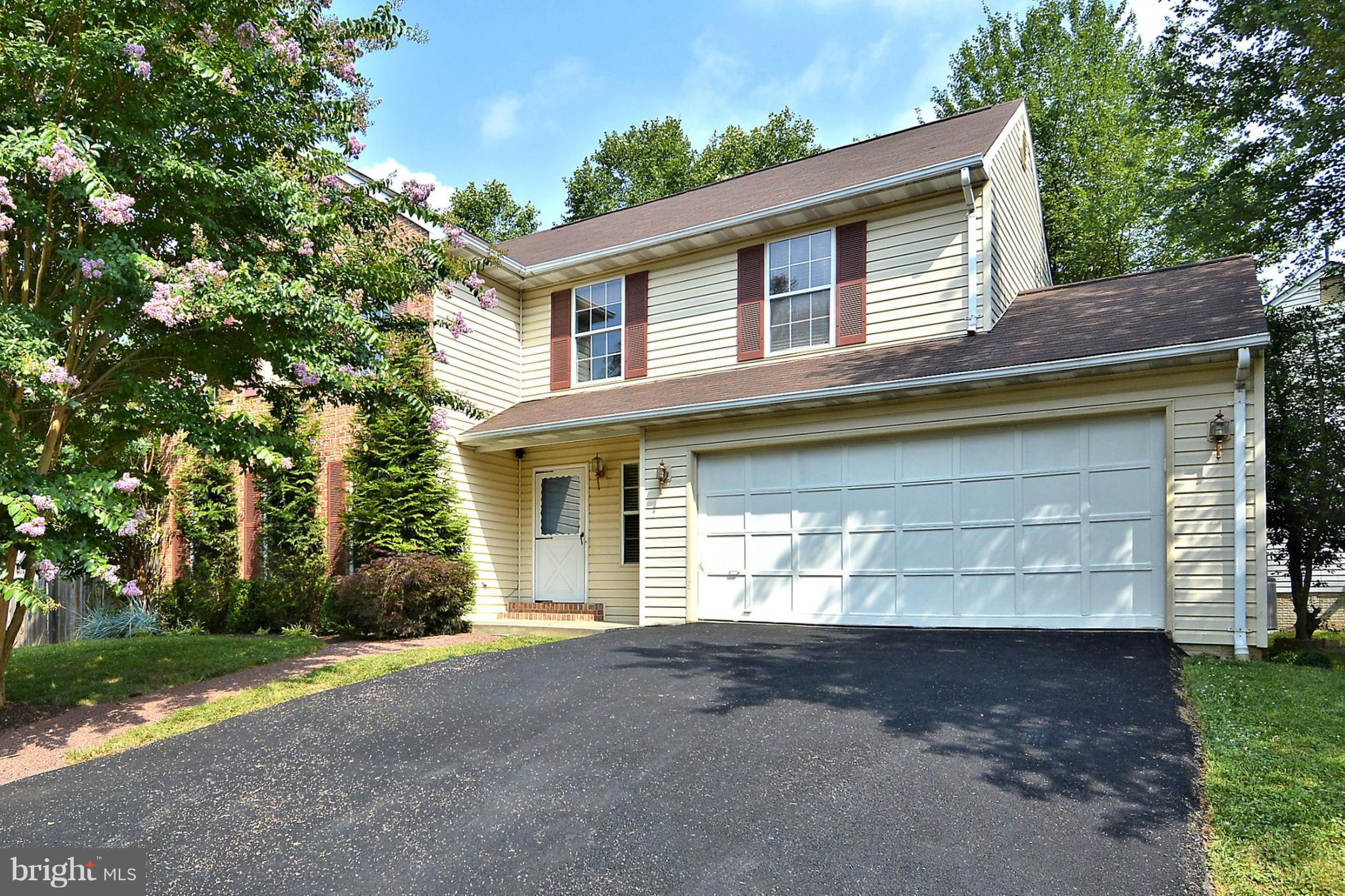 1131 Kersey Road Silver Spring, MD 20902 - Photo 3 of 30 Walk and 2-Car Garage