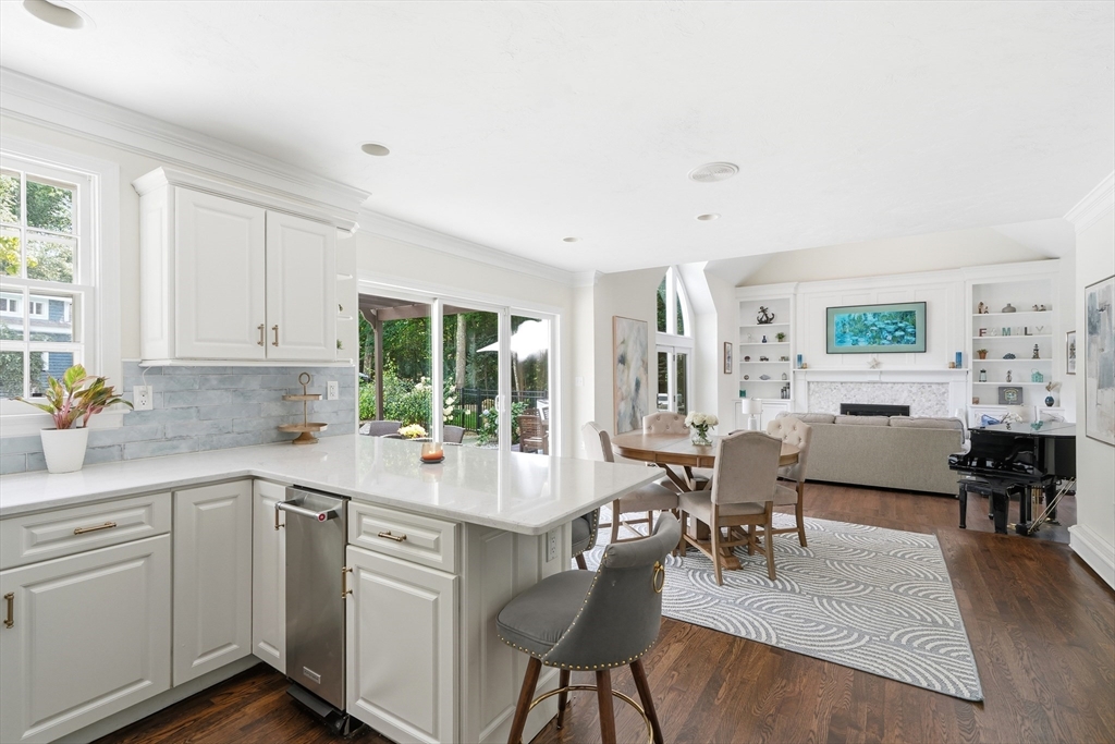 25 Hidden Valley Road Marshfield, MA 02050 - Photo 9 of 42 Gallery Image 9