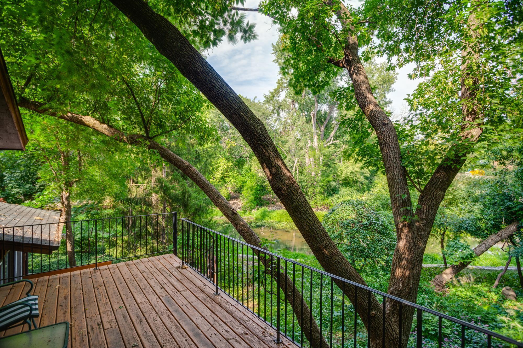 2561 Burnham Road Minneapolis, MN 55416 - Photo 14 of 26