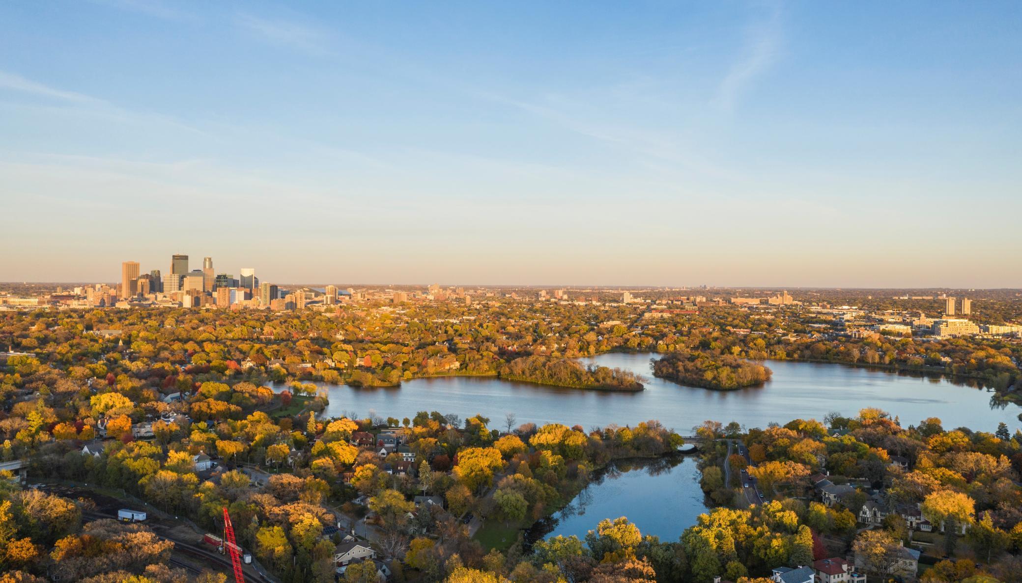 2561 Burnham Road Minneapolis, MN 55416 - Photo 2 of 26