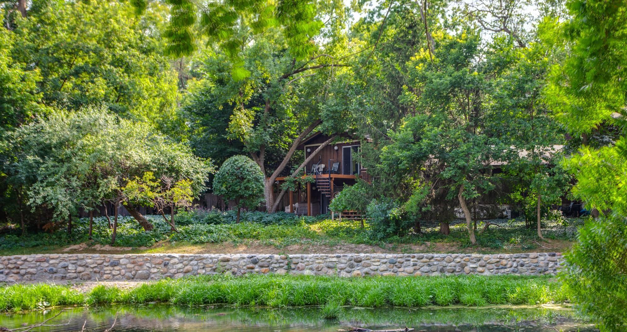 2561 Burnham Road Minneapolis, MN 55416 - Photo 5 of 26