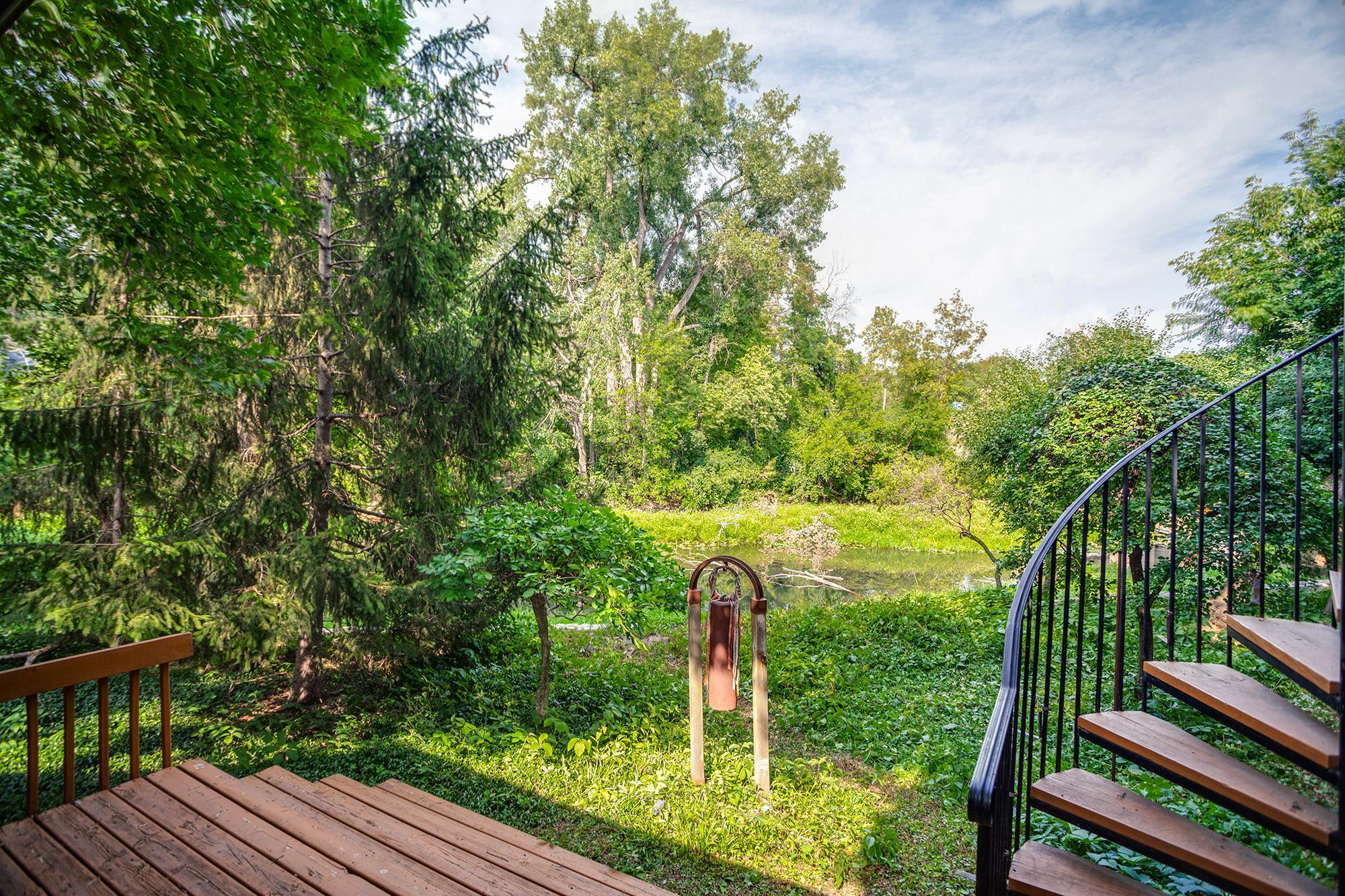 2561 Burnham Road Minneapolis, MN 55416 - Photo 9 of 26