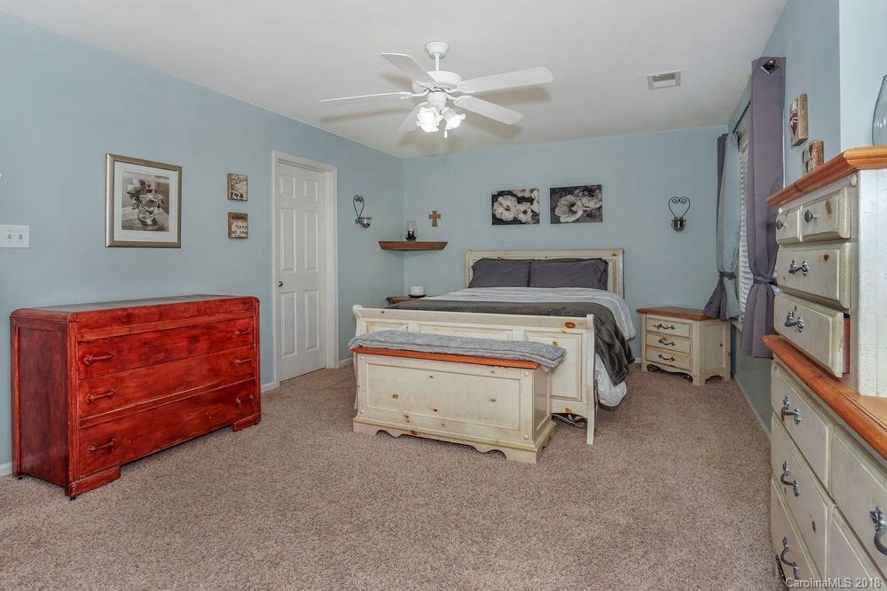 17324 Villanova Road Huntersville, NC 28078 - Photo 14 of 23 Gallery Image 14