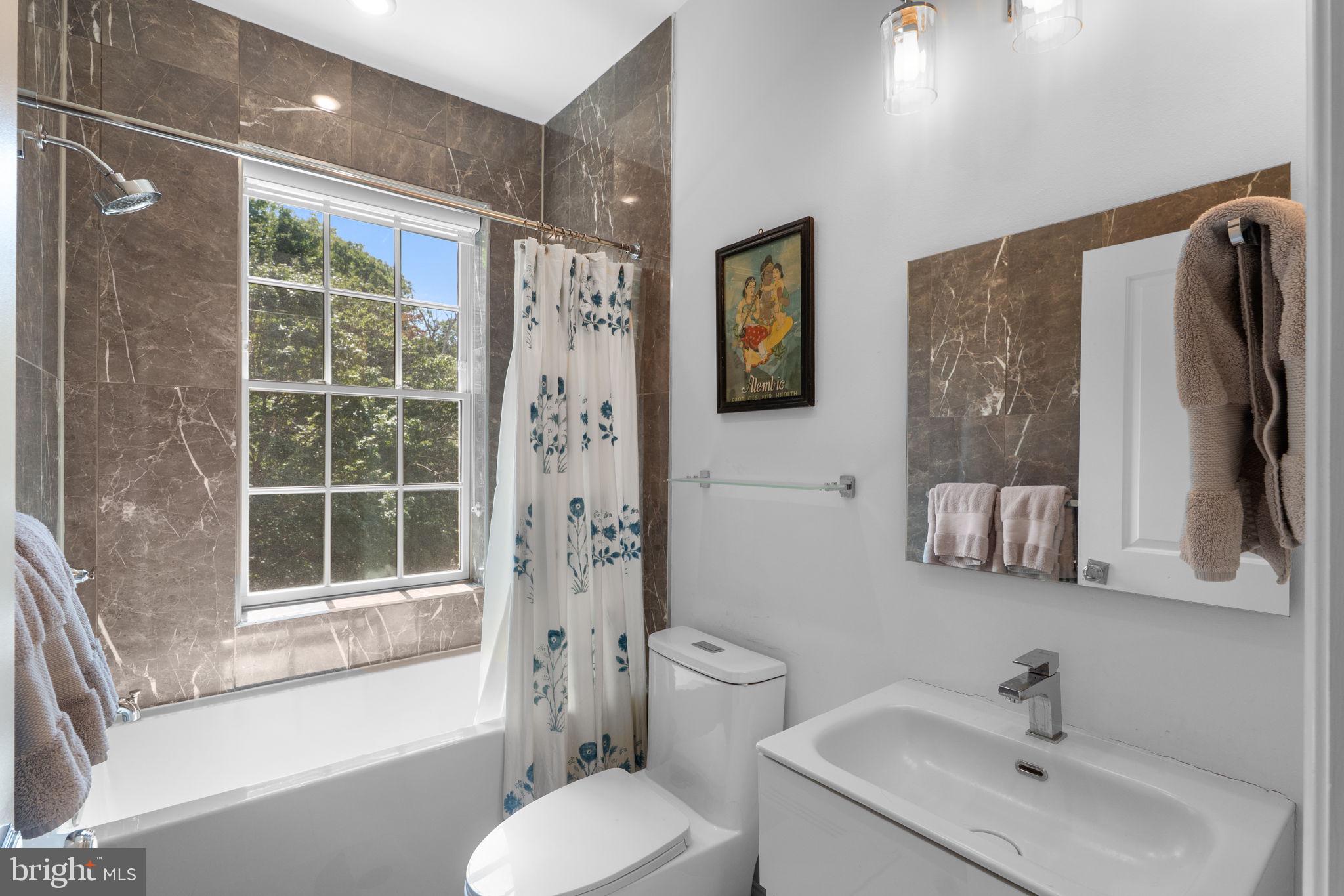 2800 Adams Mill Road Northwest, Unit 3 Washington, DC 20009 - Photo 14 of 40