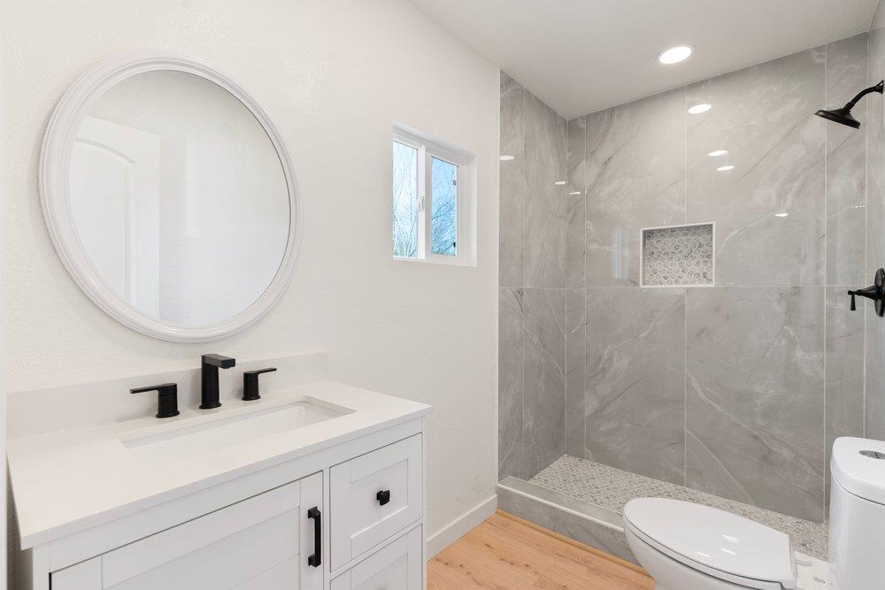 520 Polk Court Gilroy, CA 95020 - Photo 11 of 15