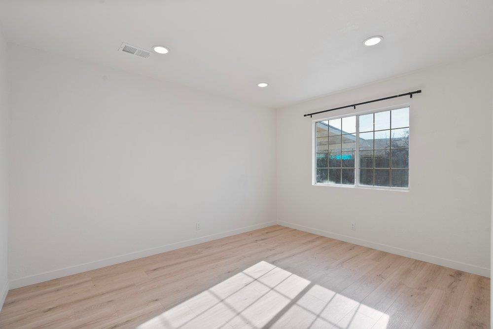 520 Polk Court Gilroy, CA 95020 - Photo 13 of 15