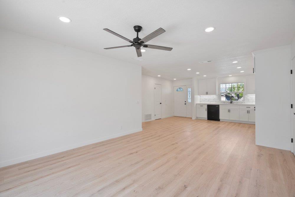 520 Polk Court Gilroy, CA 95020 - Photo 6 of 15