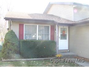 216 Walnut Valley Drive Springfield, IL 62707 - Photo 2 of 21