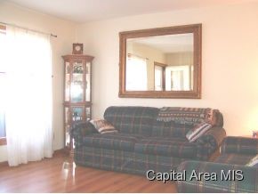 216 Walnut Valley Drive Springfield, IL 62707 - Photo 3 of 21