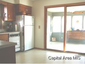 216 Walnut Valley Drive Springfield, IL 62707 - Photo 5 of 21