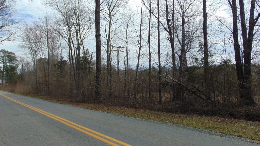 659 River Road South Boston, VA 24592 - Photo 4 of 7 Gallery Image 4