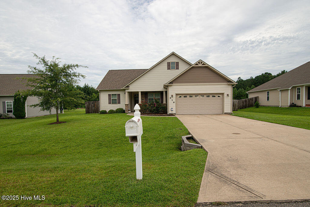 416 Old Stage Road Richlands, NC 28574 - Photo 2 of 39 DSC_9491