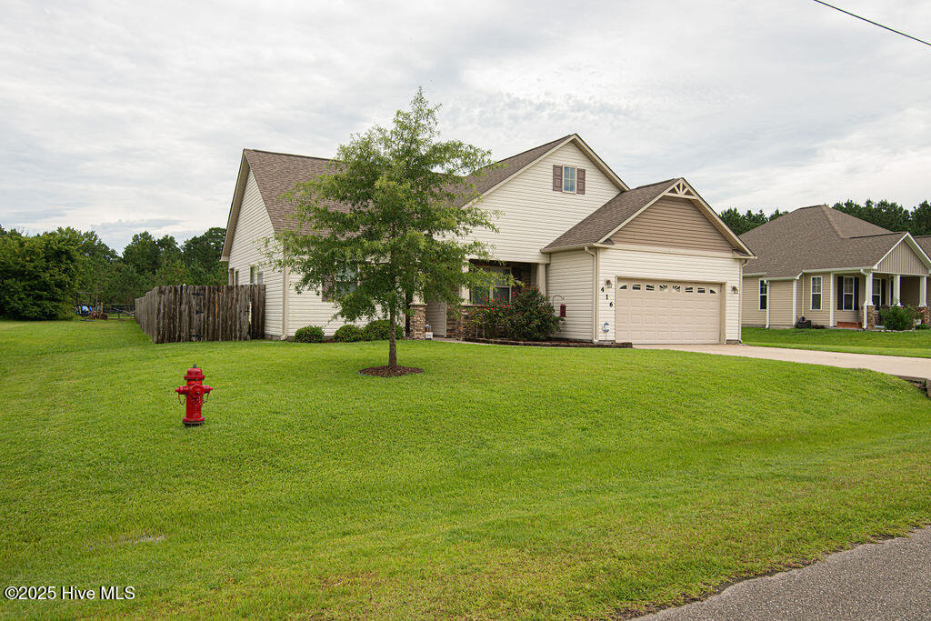 416 Old Stage Road Richlands, NC 28574 - Photo 4 of 39 DSC_9498
