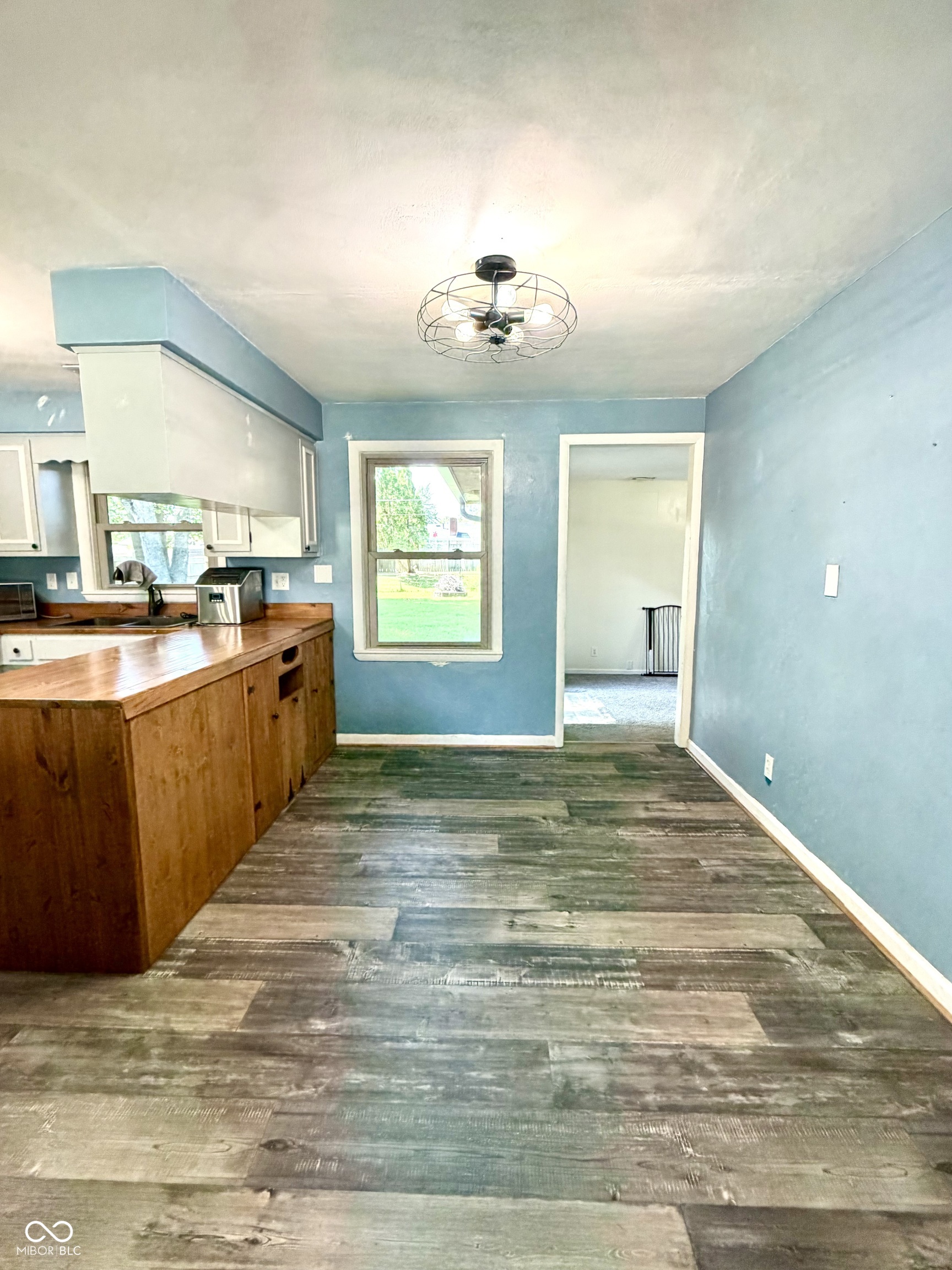 801 Piccadilly Road Anderson, IN 46013 - Photo 4 of 12