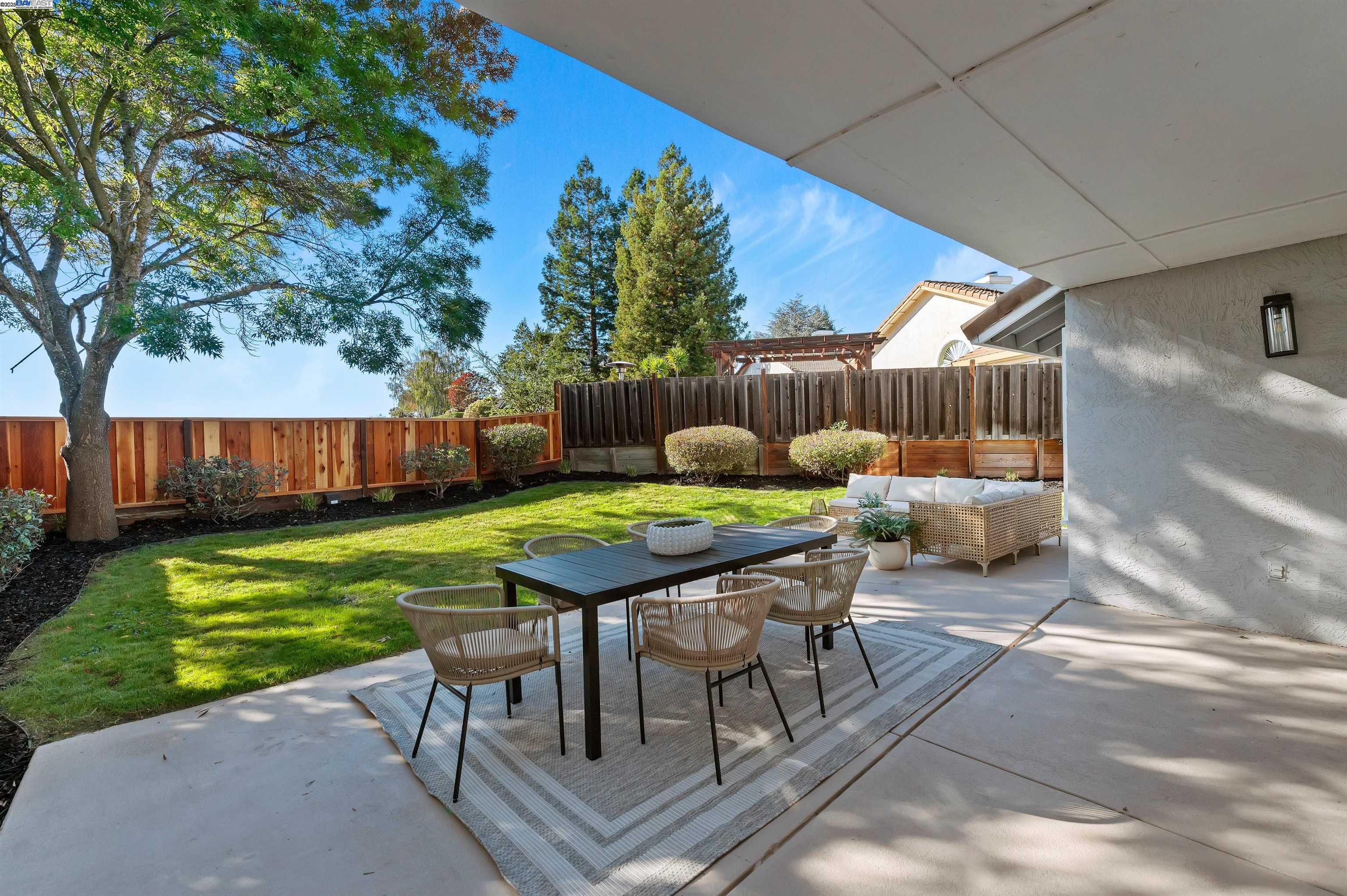 5075 Canyon Crest Drive San Ramon, CA 94582 - Photo 28 of 34