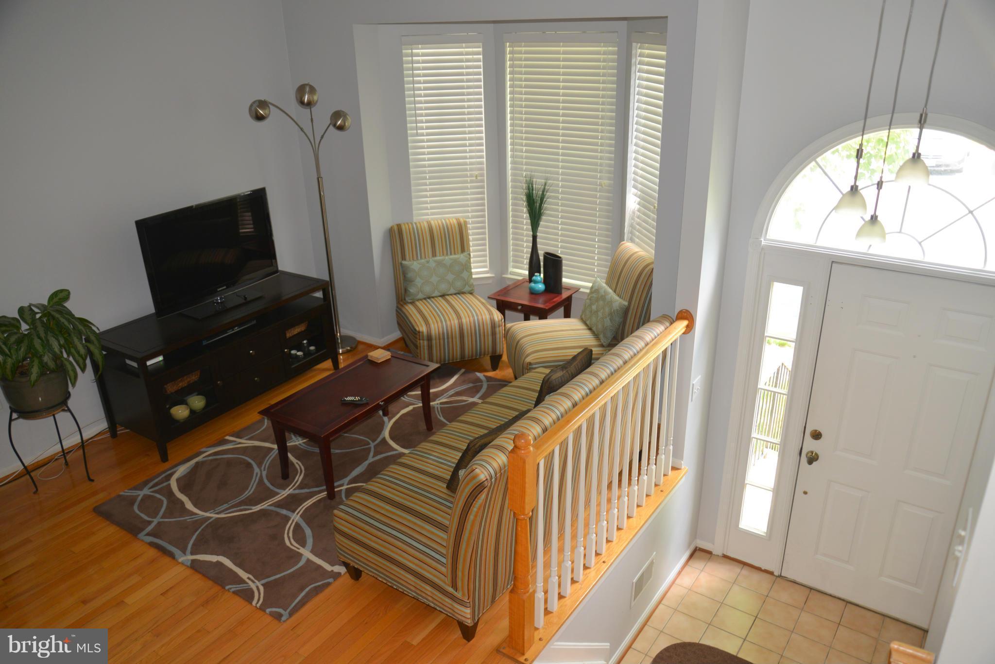 2685 Cameron Way Frederick, MD 21701 - Photo 4 of 30 Living Room