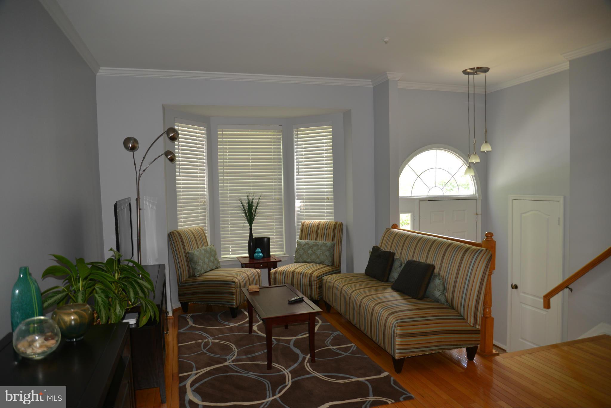2685 Cameron Way Frederick, MD 21701 - Photo 5 of 30 Living Room
