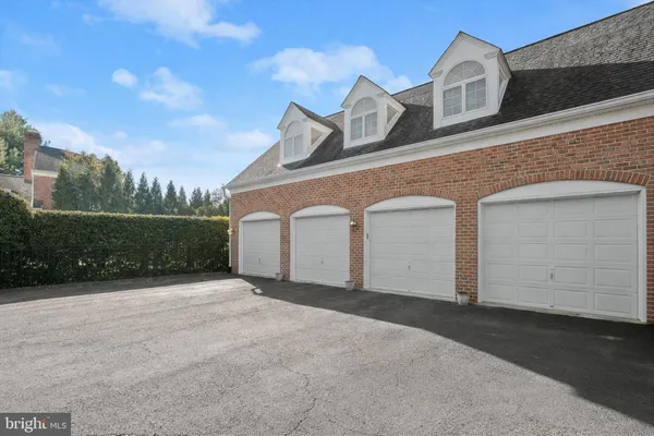 $2,300,000 | 12736 Maryvale Court, Ellicott City, MD 21042