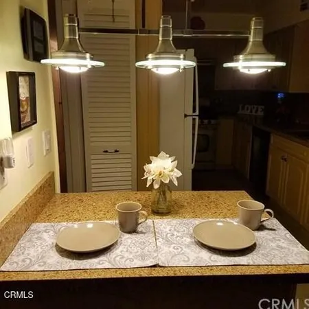 $5,850 | 410 North Canyon Boulevard, Monrovia, CA 91016