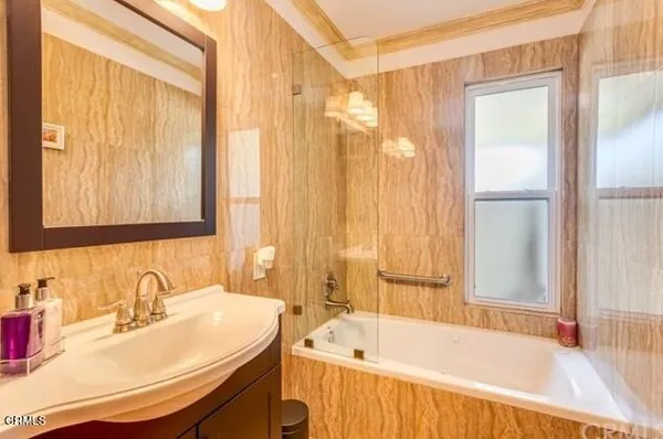 $5,850 | 410 North Canyon Boulevard, Monrovia, CA 91016
