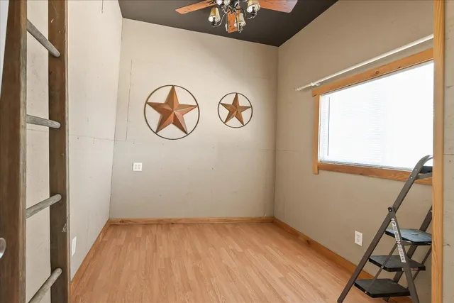 a view of a backyard with green space