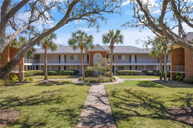 $399,900 | 228 Sea Palms Colony, Unit 228C, St. Simons Island, GA 31522