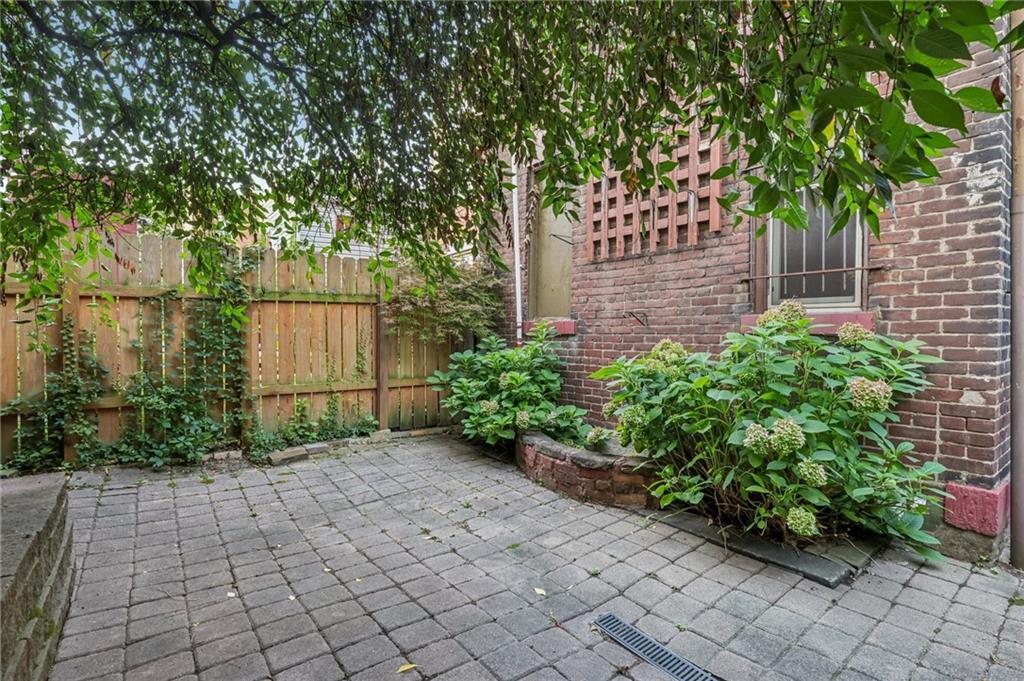 1218 Sherman Avenue Pittsburgh, PA 15212 - Photo 4 of 48 a view of a backyard