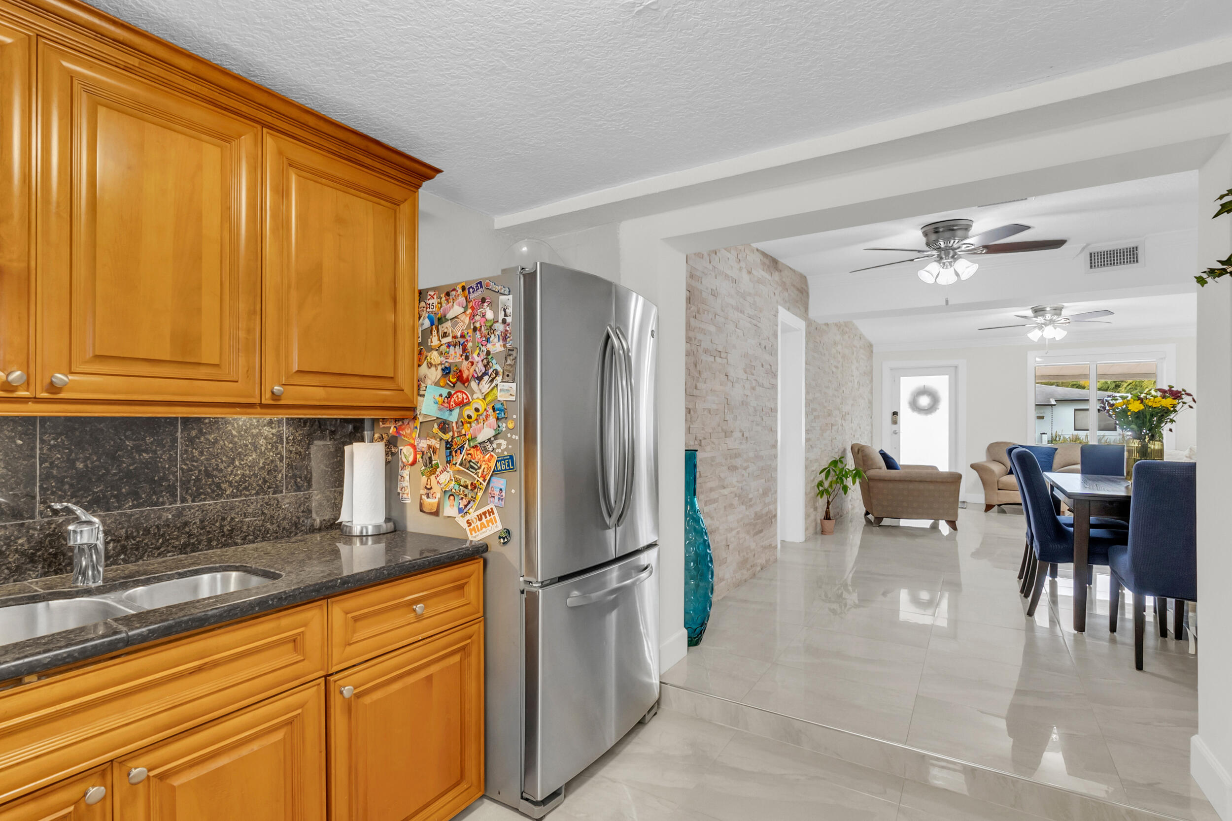 6350 Southwest 32nd Street Miami, FL 33155 - Photo 14 of 34 14_dsc09010